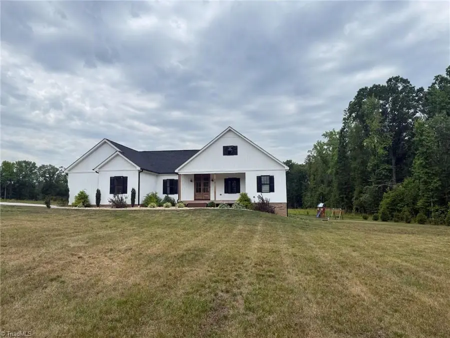 2498 Settle Bridge Road, Stoneville, NC 27048 - #2