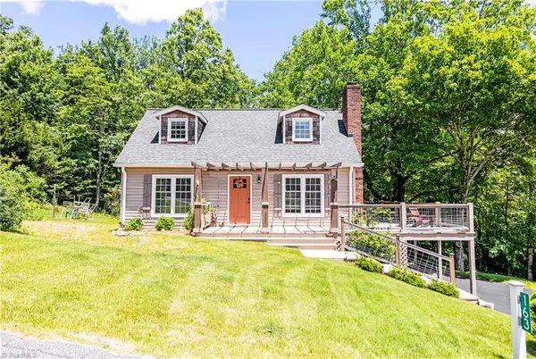 163 Alpine Way, Fancy Gap, VA 24328
