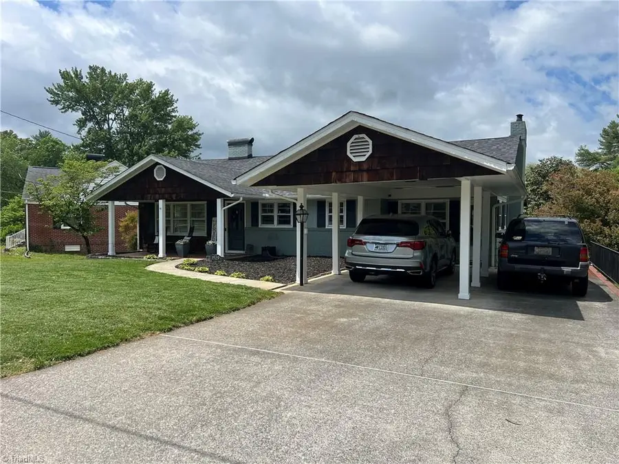 1529 Five Oaks Trail, Mount Airy, NC 27030 - #2