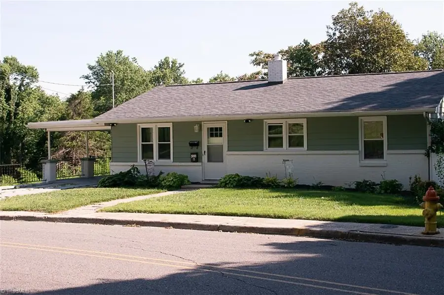 226 E Lebanon Street, Mount Airy, NC 27030 - #2