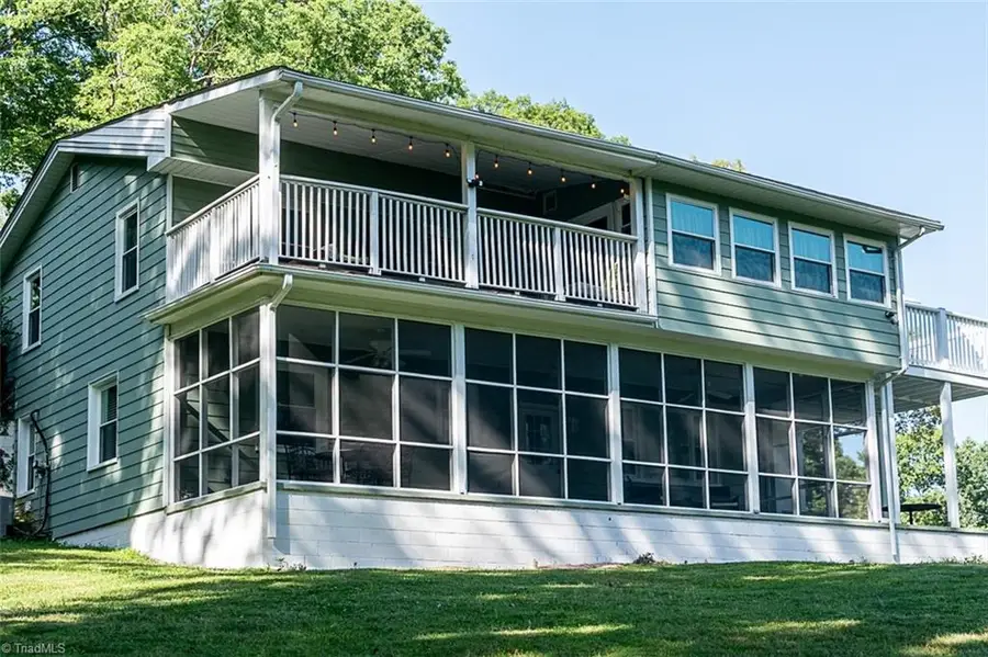 226 E Lebanon Street, Mount Airy, NC 27030 - #3