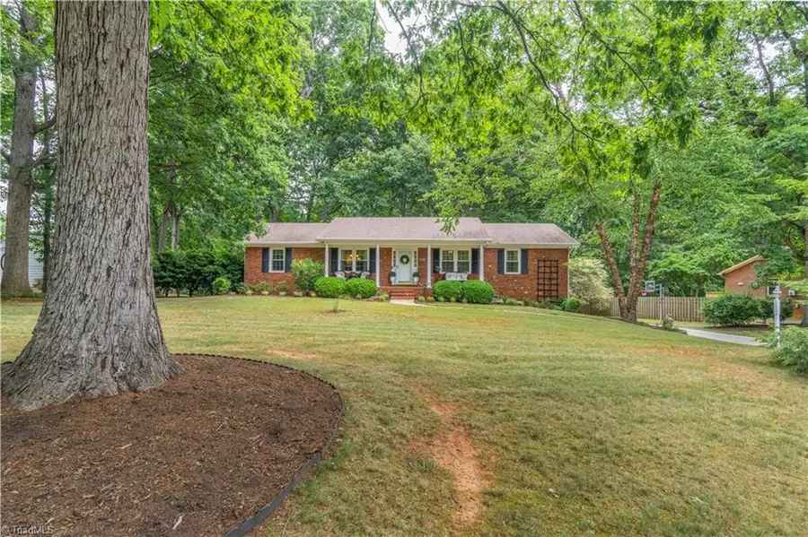 4921 Gladwyn Drive, Winston Salem, NC 27104 - #2