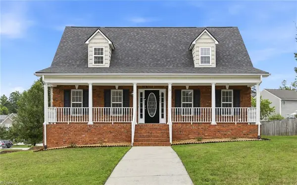 4603 Center Rock Court, Winston-Salem, NC 27127
