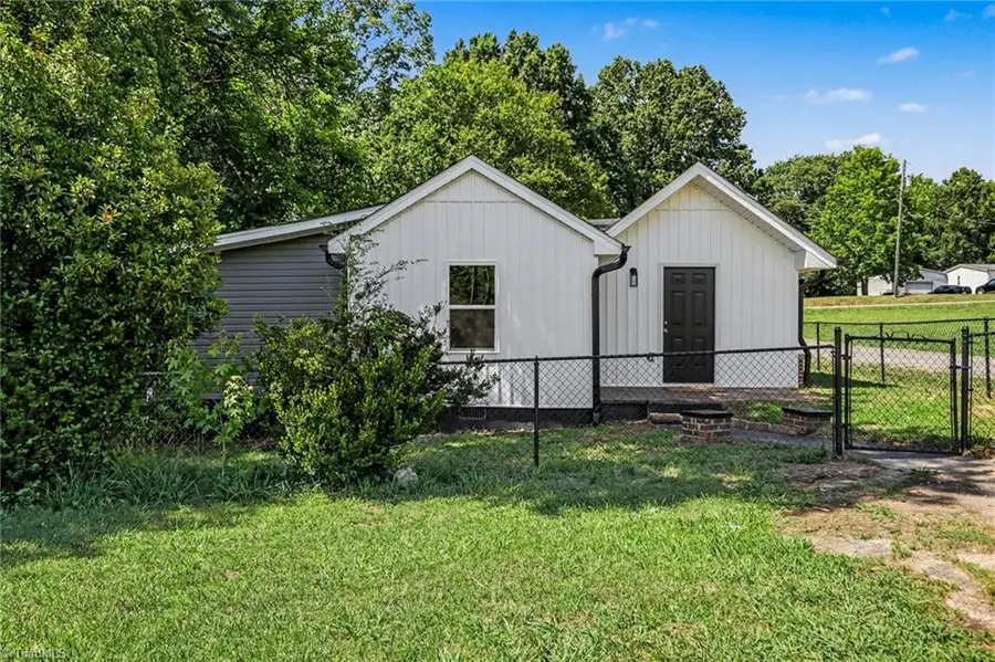 607 Truman Street, Eden, NC 27288 - #3