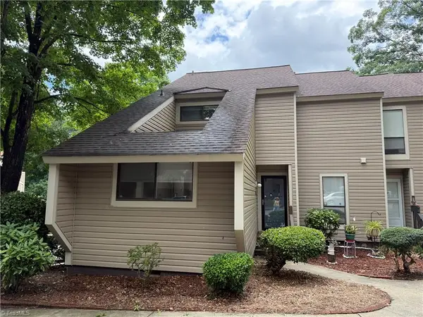205 Village Lane #F, Greensboro, NC 27409