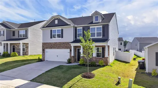 3208 Highlander Point, Greensboro, NC 27405