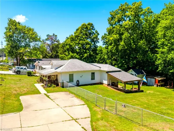 413 & 415 E Dayton Avenue, High Point, NC 27262