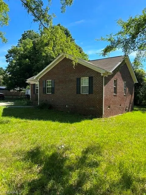 3216 Wellingford Drive, High Point, NC 27265 - #2