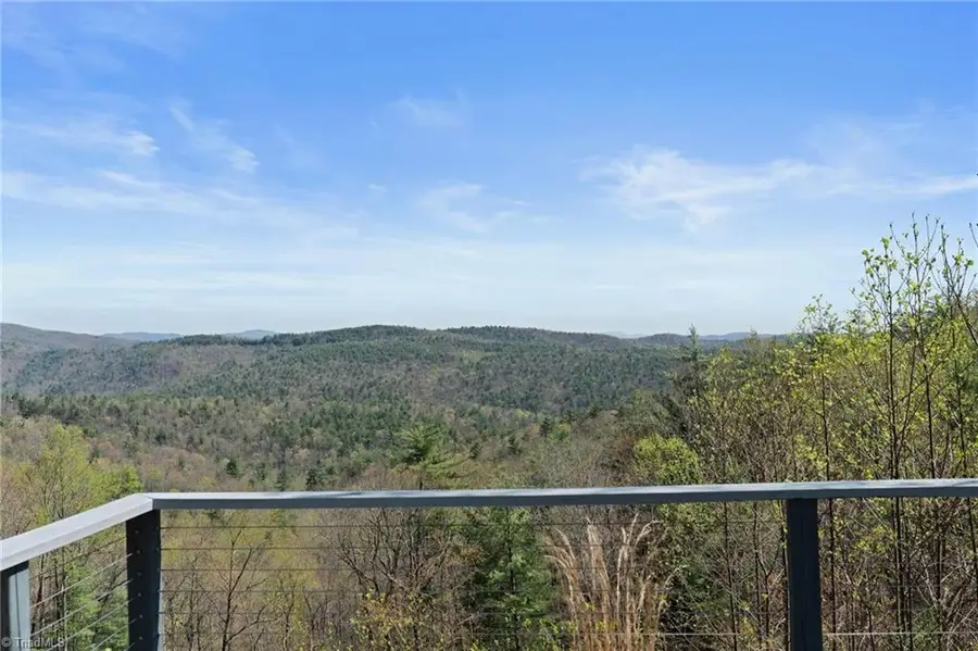 3086 Summit Road, Purlear, NC 28665 - #3