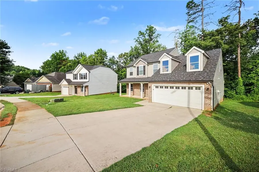 1462 Mayfair Drive, Conover, NC 28613 - #2