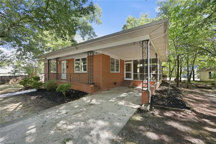 912 Virginia Avenue, Burlington, NC 27217 - #3