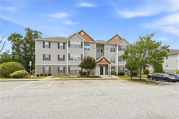 6117 Hedgecock Circle #2D, High Point, NC 27265