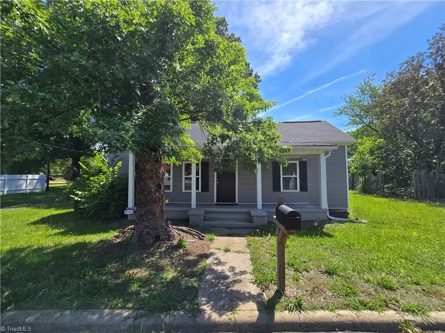 106 S Fieldcrest Road, Eden, NC 27288 - #2