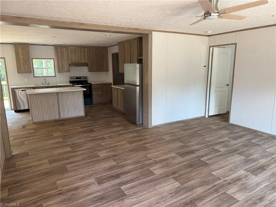 224 Briar Creek Court, Thomasville, NC 27360 - #2