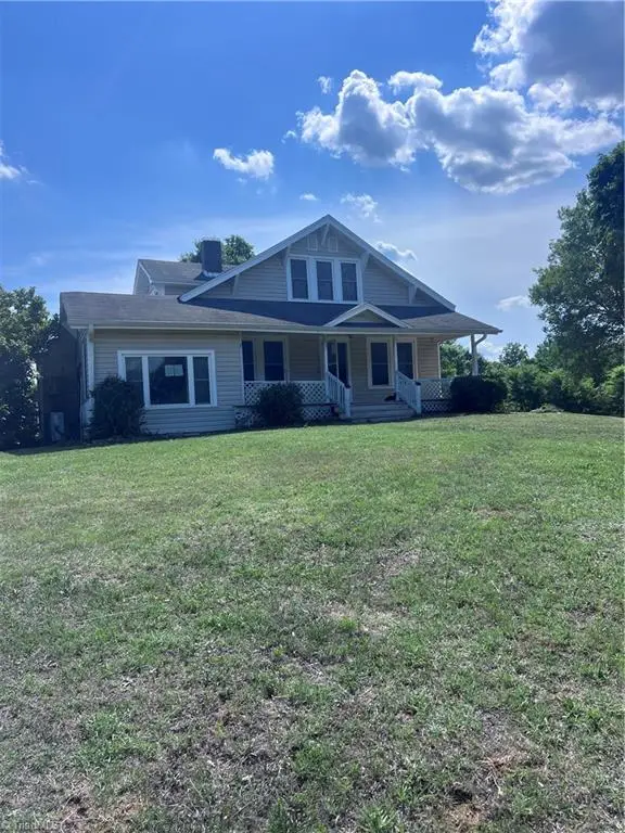 4470 Burton Road, Thomasville, NC 27360