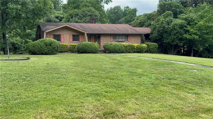 1206 Bridgepoint Road, Greensboro, NC 27405 - #2