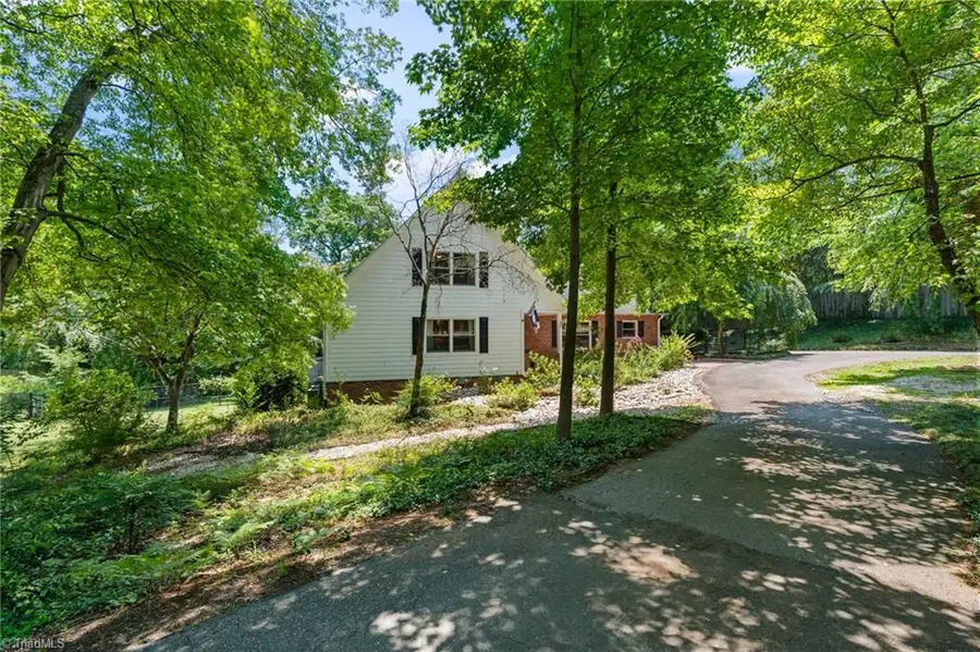 2786 Robinhood Road, Winston Salem, NC 27106 - #2