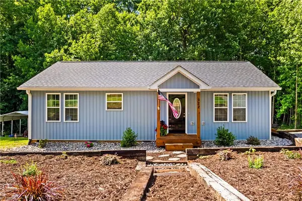 122 Yadkin River Road, Statesville, NC 28625