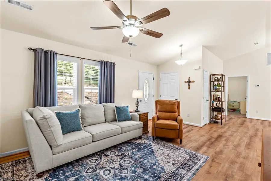 122 Yadkin River Road, Statesville, NC 28625 - #3