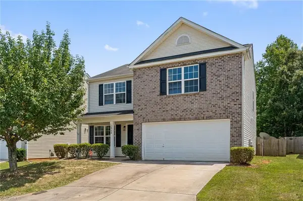 3864 Foliage Drive, Winston-Salem, NC 27101