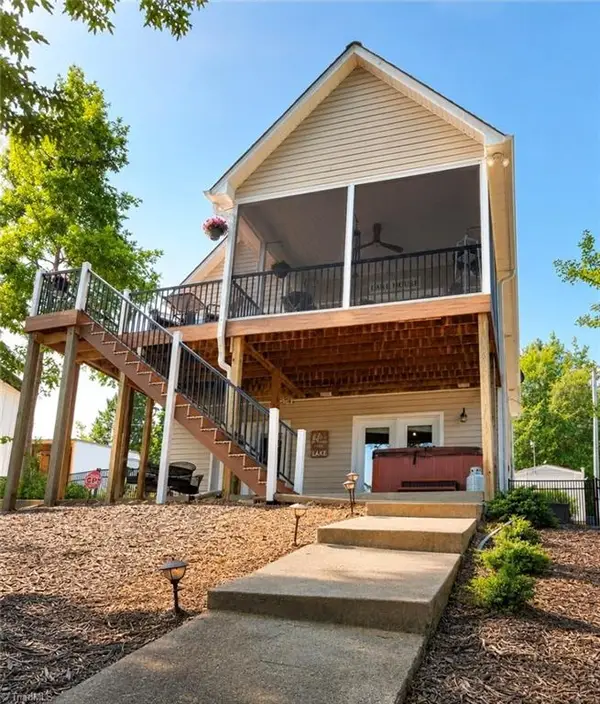 3526 Pinehaven Drive, New London, NC 28127