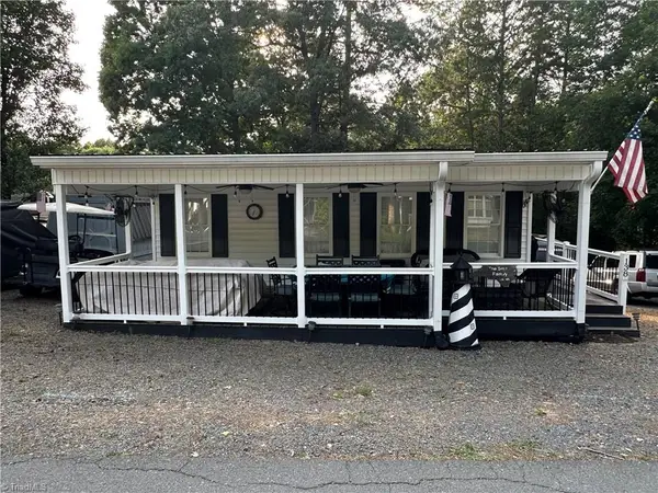 138 Marina Drive, New London, NC 28127