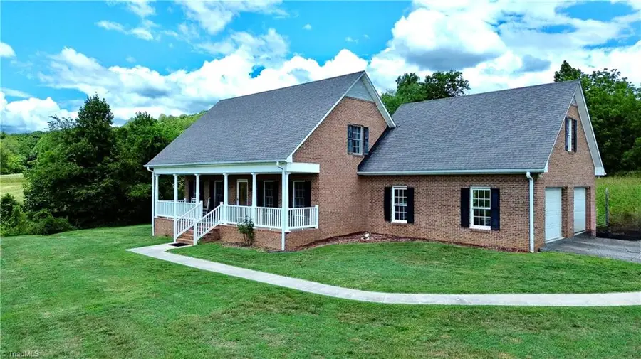 198 Captain Day Road, Ronda, NC 28670 - #2
