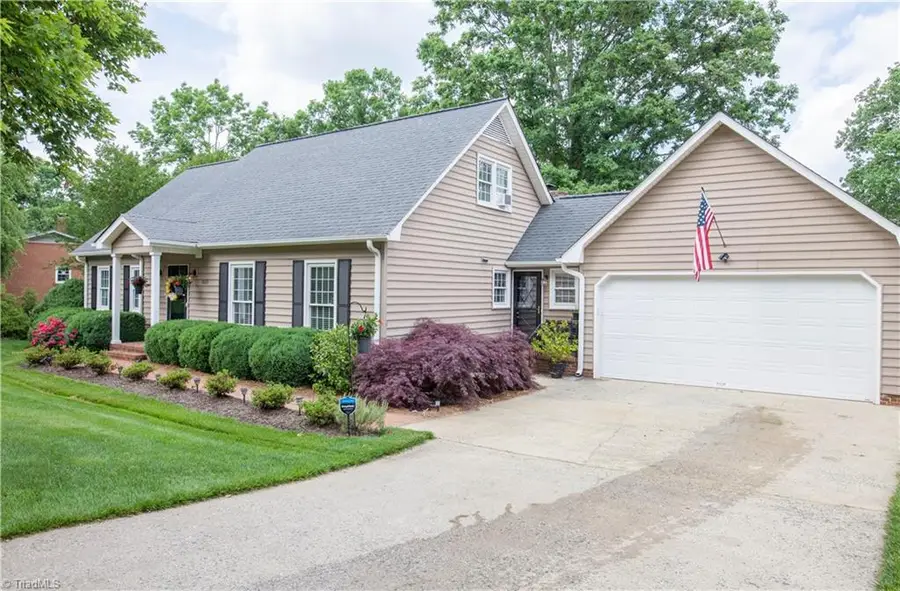 5015 Edinborough Road, Greensboro, NC 27406 - #3