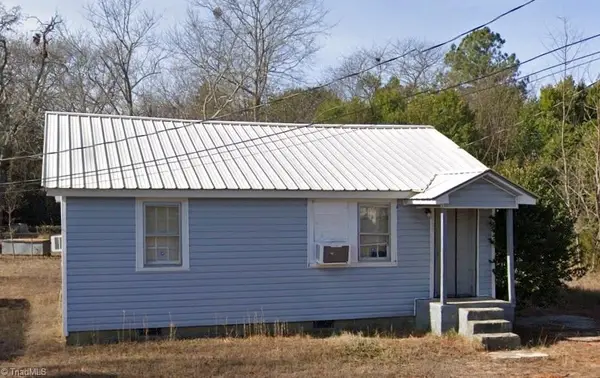 222 S 6th Street, Spring Lake, NC 28390
