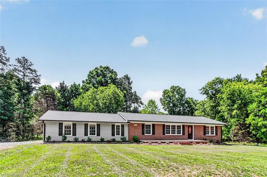 819 Sawyersville Road, Asheboro, NC 27205 - #2