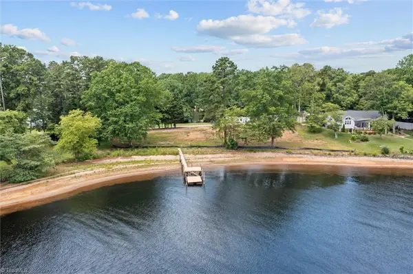 8924 Holdsclaw Road, Terrell, NC 28682