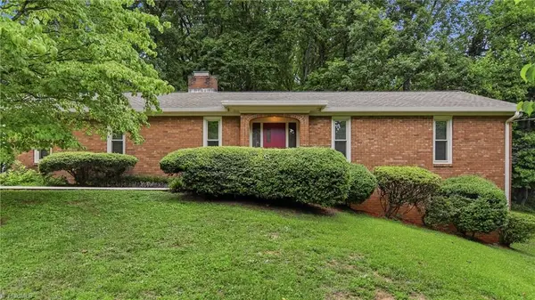 4480 Langhorne Drive, Winston-Salem, NC 27106