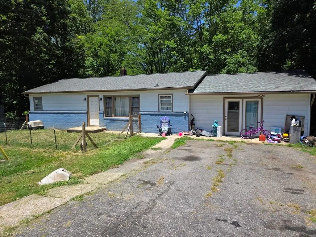 477 Hilltop Acres Street, North Wilkesboro, NC 28659 - #1