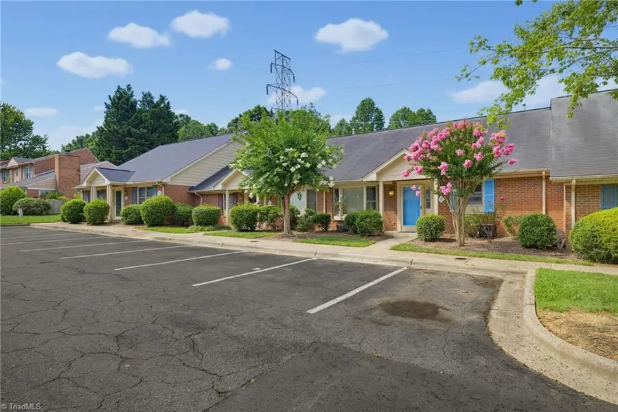 209 N Rotary Drive, High Point, NC 27262 - #3