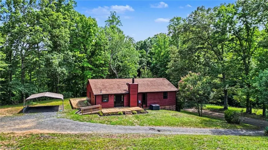 1030 Cross Creek Drive, Walnut Cove, NC 27052 - #2