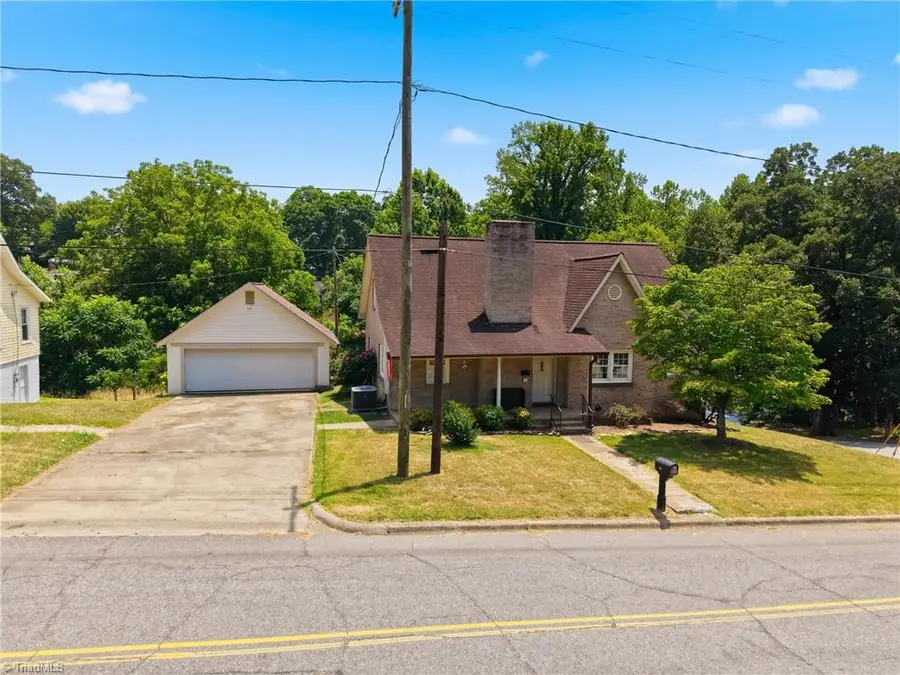 913 I Street, North Wilkesboro, NC 28659 - #2