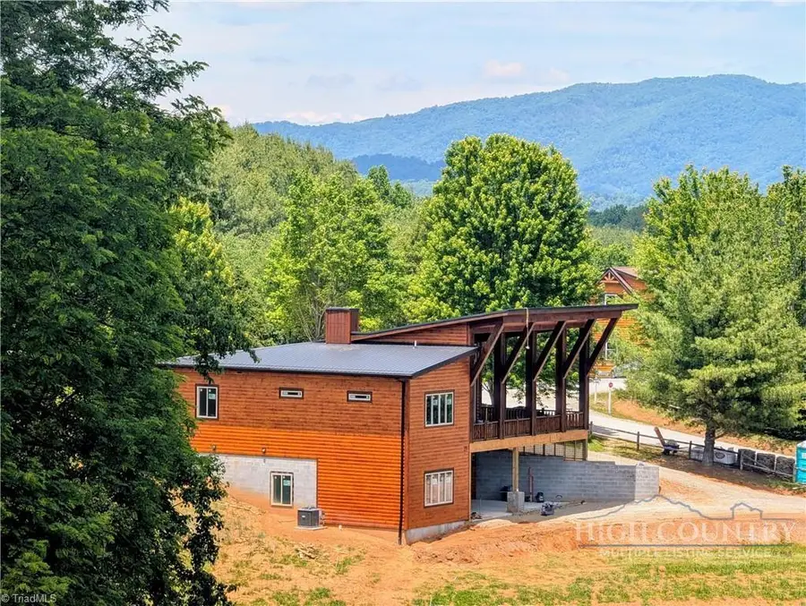16 Bear Lodge Drive, Sparta, NC 28675 - #2