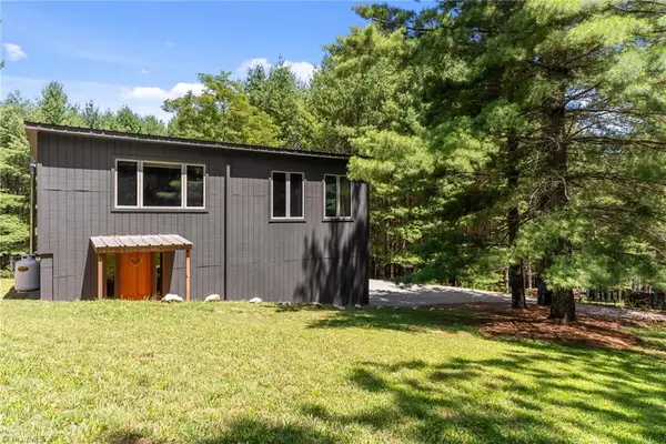 896 Alta Vista Lane, Sparta, NC 28675