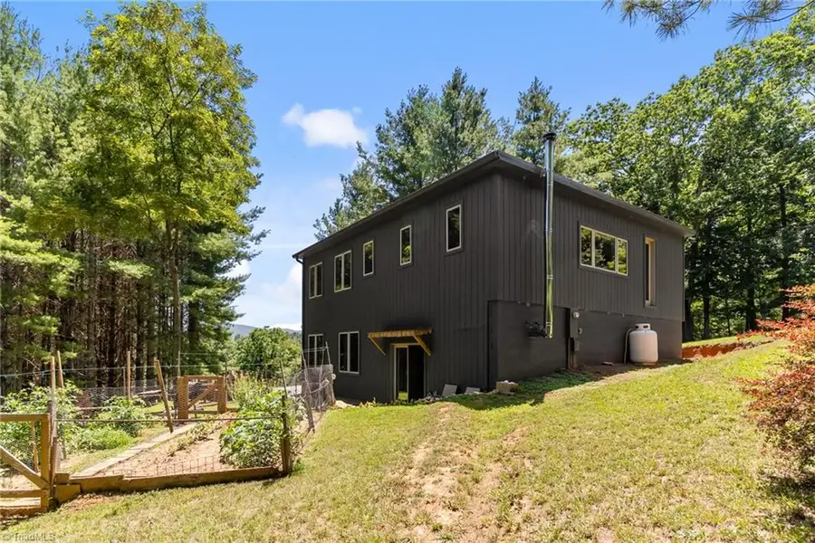 896 Alta Vista Lane, Sparta, NC 28675 - #2