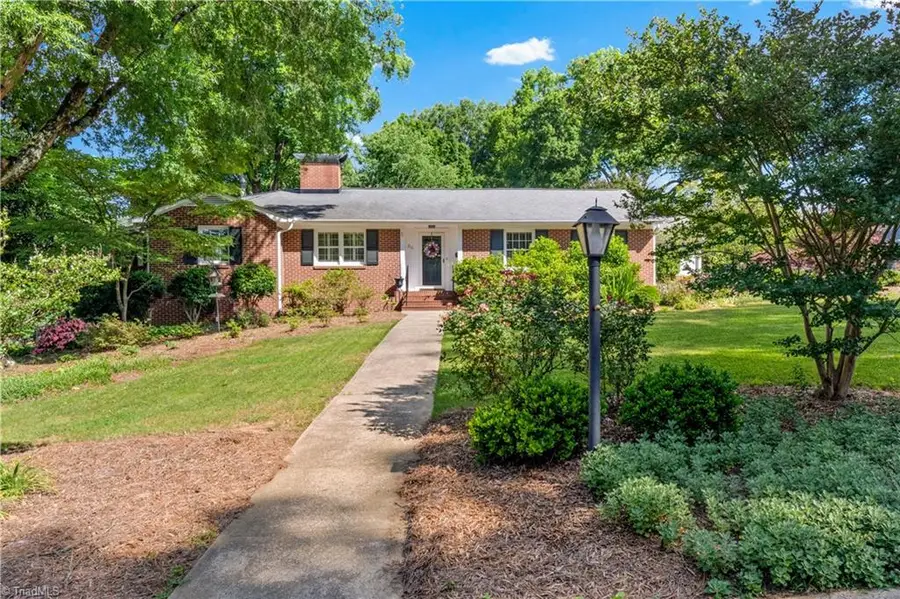 216 S Avalon Road, Winston Salem, NC 27104 - #2