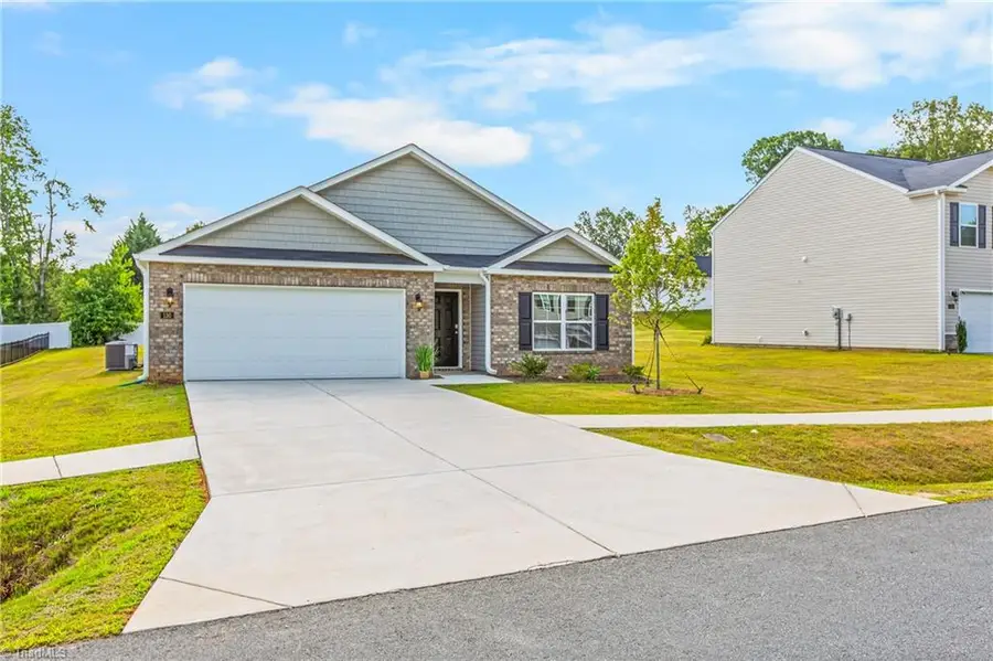 130 Preston Oaks Drive, King, NC 27021 - #2