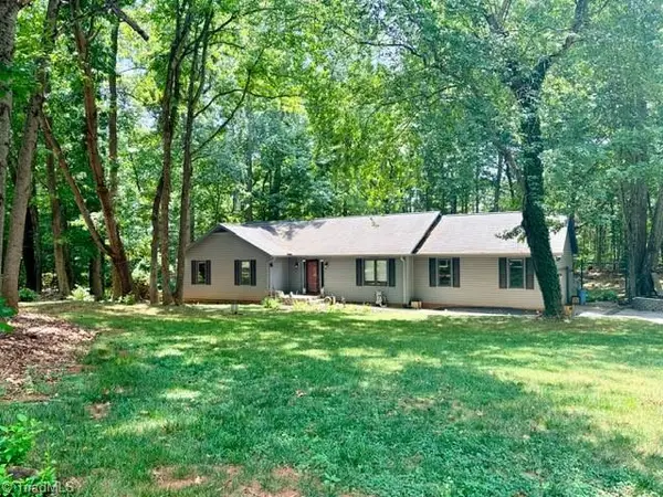 6907 Ridge Haven Road, Greensboro, NC 27410
