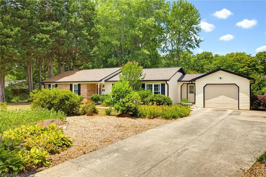 4811 Spilsby Lane, Winston Salem, NC 27104 - #2