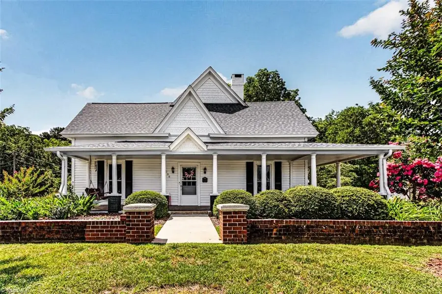 206 Church Street, Biscoe, NC 27209 - #3