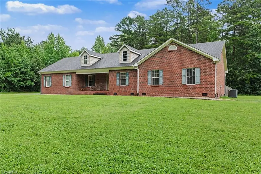 373 Bradley Tysinger Road, Lexington, NC 27295 - #2