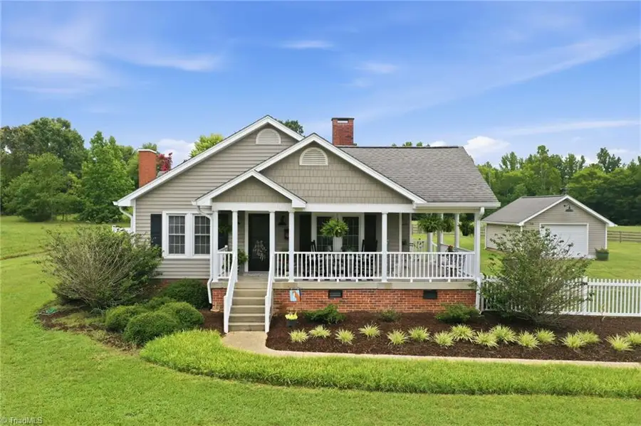 6673 S Nc Highway 62, Burlington, NC 27215 - #2