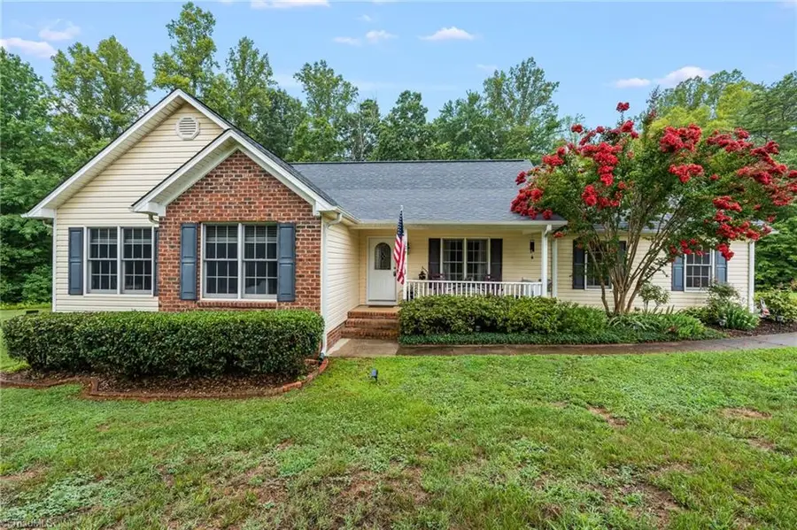 124 Pipsisewa Lane, Stokesdale, NC 27357 - #2