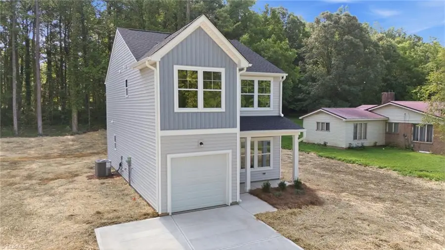 120 Maplewood Avenue, Thomasville, NC 27360 - #2