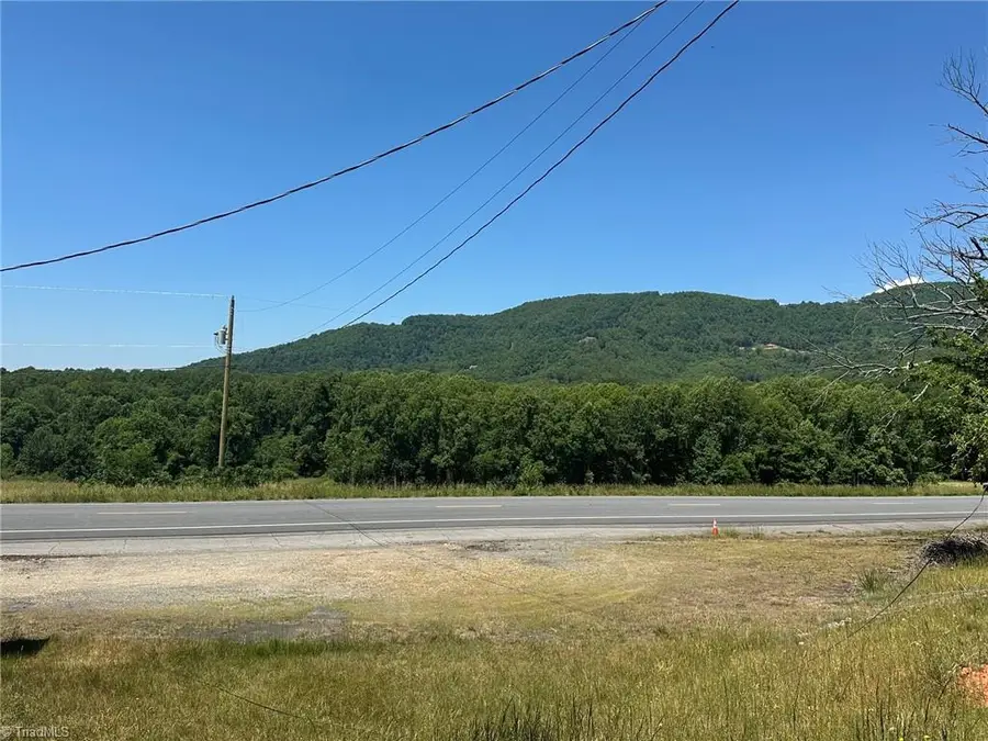 4188 Us Highway 21, Thurmond, NC 28683 - #2