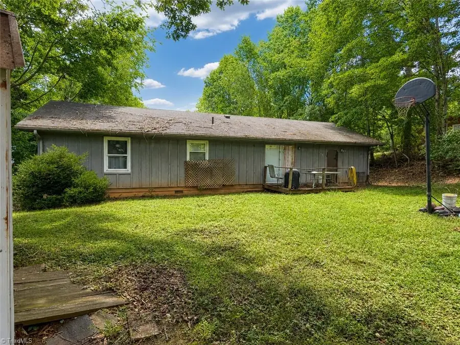 212 Bermuda Drive, North Wilkesboro, NC 28659 - #2